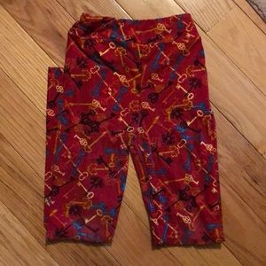 Comfy LulaRoe kids size L/XL leggings.